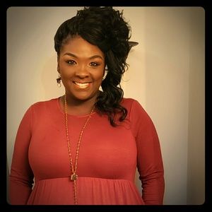 Meet your Posher, Shenese